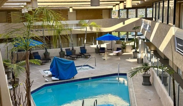 Executive King Room with Balcony, Free Breakfast and Parking Near Seal Beach in Seal Beach