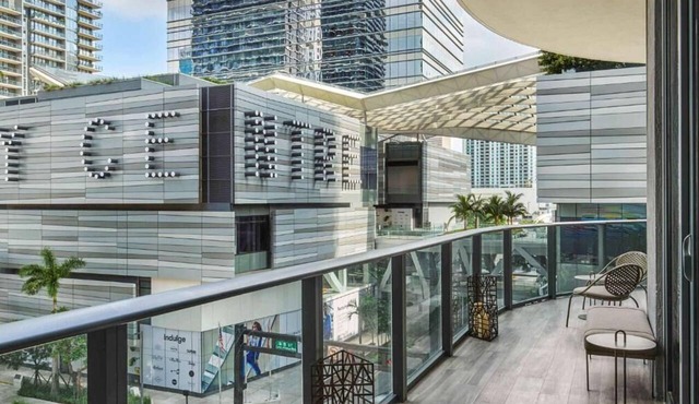 Experience Brickell w/Balcony, Pool & Spa | 4 Units in Miami