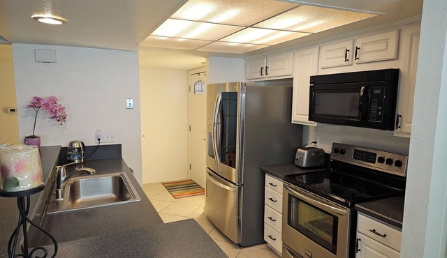 Furnished 2BR Townhouse w/Pool, Hot Tub & Fireplace – 30-Day Stay in Ramona