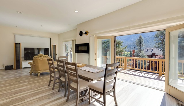 Game Room & Deck: Modern Frazier Park Home! in Frazier Park