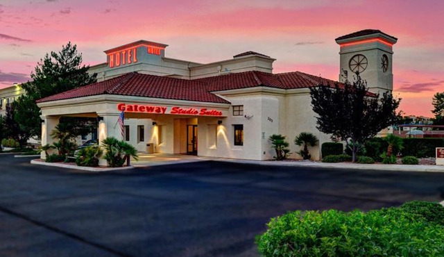 Gateway Studio Suites in Sierra Vista