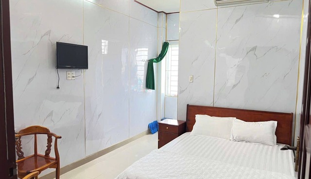 Gia Tu Hotel in Tran Bien