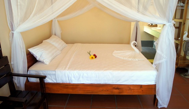 Gold Sand Beach Bungalow