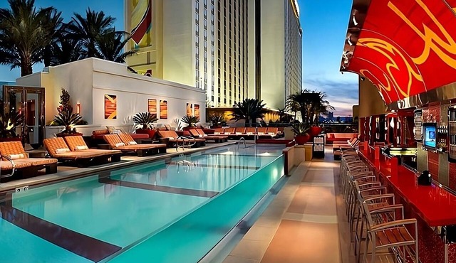 Gold Tower - Refreshed Double at Golden Nugget Las Vegas, Onsite Casino in Las Vegas