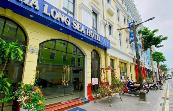HẠ LONG SEA HOTEL