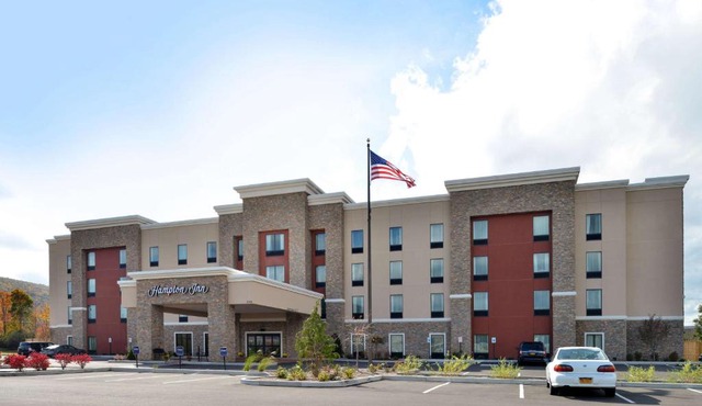 Hampton Inn Corning-Painted Post, NY in Painted Post