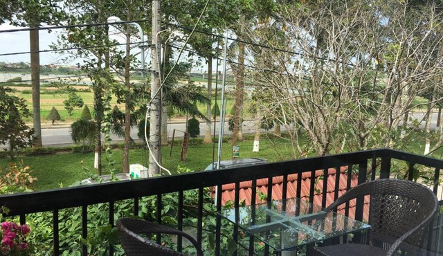 Hana Riverside Villa
