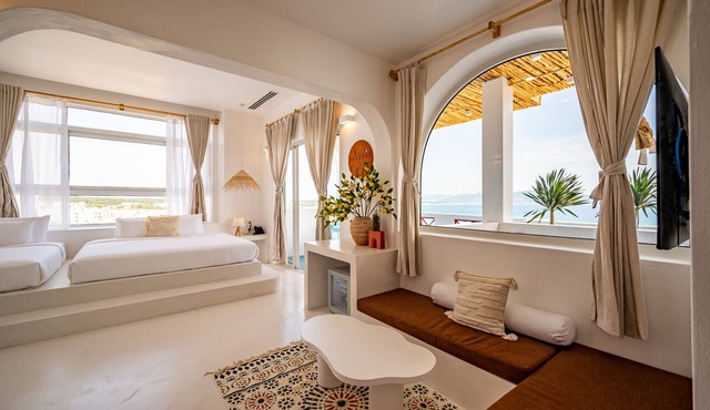 Happiness Hotel