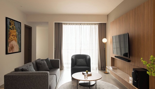 Highend 2bedroom Condo in Zenity District 1 with Pool/Gym/Bathtub