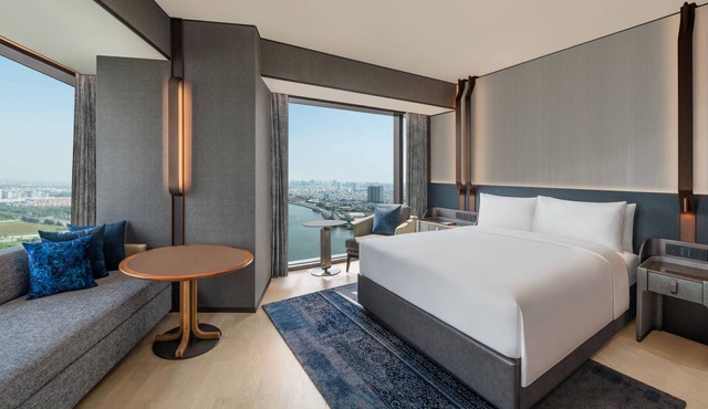 Hilton Saigon