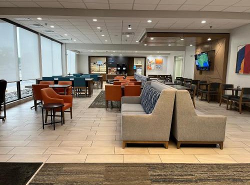 Holiday Inn Express Big Rapids by IHG in Big Rapids