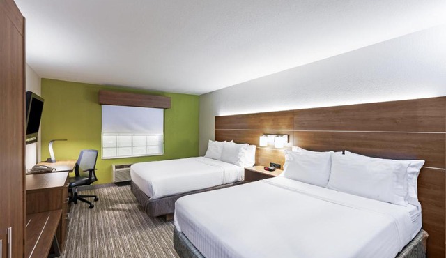 Holiday Inn Express & Suites Tulsa S Broken Arrow Hwy 51 by IHG in Broken Arrow