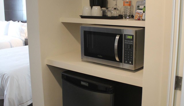 Holiday Inn Express & Suites Silao Aeropuerto - Terminal by IHG in Silao