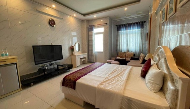Hong Nhung Hotel