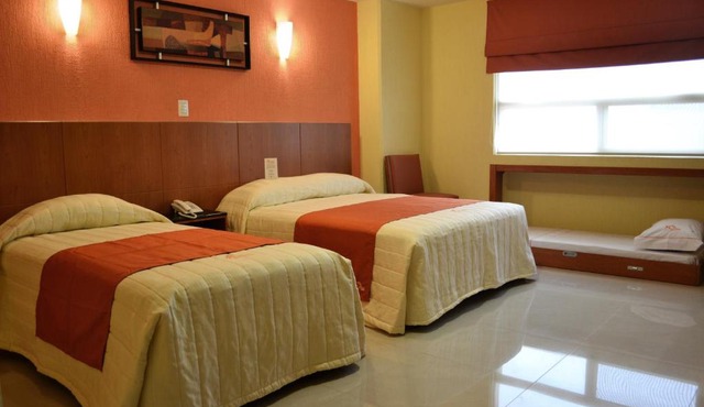 Hostalia Hotel Expo & Business Class in Guadalajara