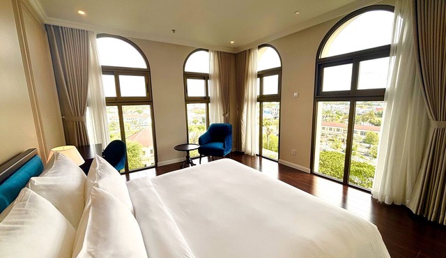 Hotel Công Tử Bạc Liêu in Bac Lieu