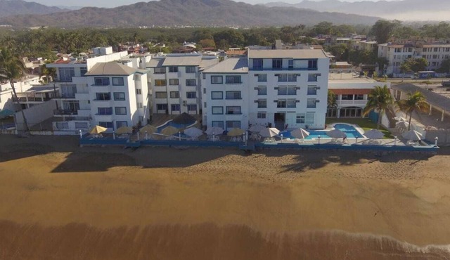 HOTEL CARACOLES BY INFINITY in Manzanillo