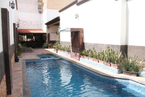 Hotel Rincon Real Suites in Durango
