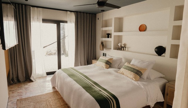 IXUM in Cancun