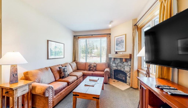 Juniper Springs Lodge 119 in Mammoth Lakes