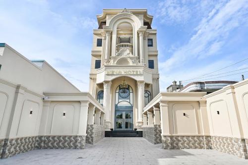 Khách sạn Neva