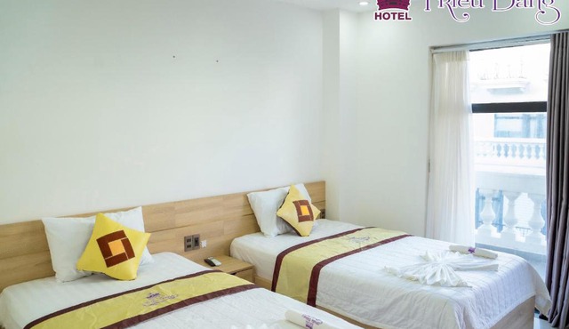 Khách Sạn Triều Dâng