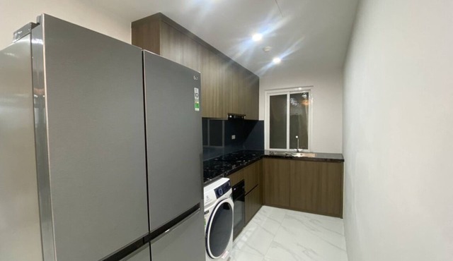 LA Apartment 501