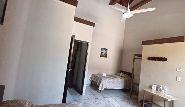 La Merced Hotel in Colima