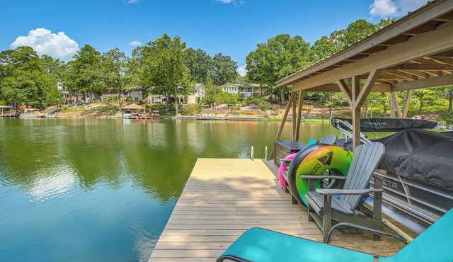 Lakefront Hot Springs Vacation Rental w/Dock! in Hot Springs