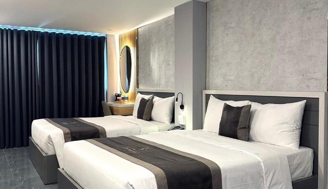 LION 9 HOTEL