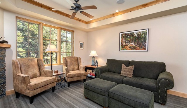 Luxurious Condo -Modern Condo! - SM #207 by Bear Valley Vacation Rentals in Bear Valley