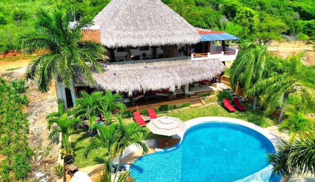 Luxurious Troncones Estate with 360 Views & Pool in Troncones
