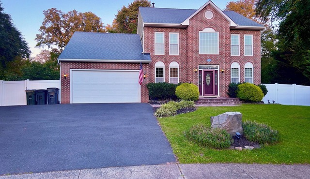 Magic Hide Aways in Manassas