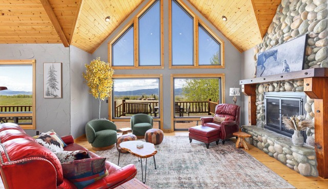 MAJESTIC VIEWS | Family Lodge | Large Deck in Star Valley Ranch