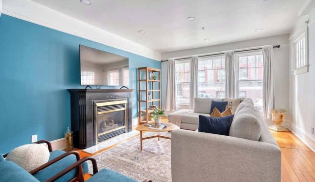 Massive 7BR - Nob Hill - NW 23rd - Sleeps 14 in Portland