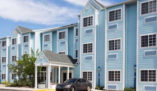 Microtel Inn & Suites by Wyndham Port Charlotte Punta Gorda in Port Charlotte