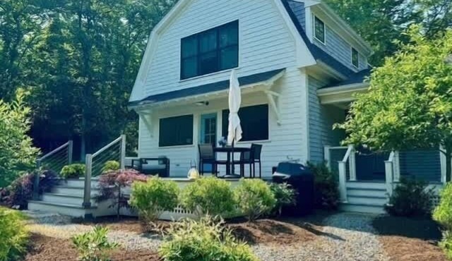 Modern 3BR Colonial Retreat in Little Compton in Little Compton