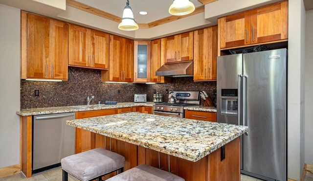 Modern Condo- Jacuzzi Tub SM #201 by Bear Valley Vacation Rentals in Bear Valley