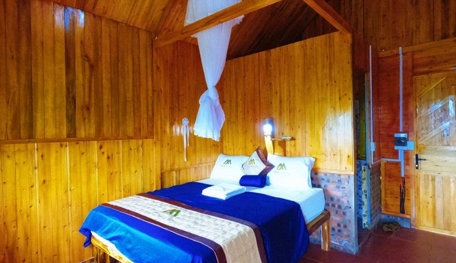 MONG NGUA BUNGALOW & HOMESTAY