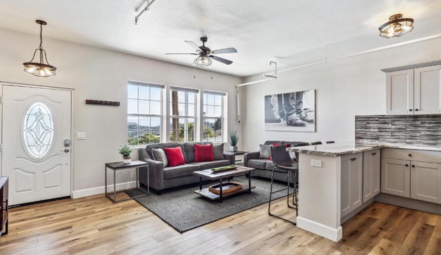 Mtn-View Apt w/Deck in Historic Virginia City in Virginia City