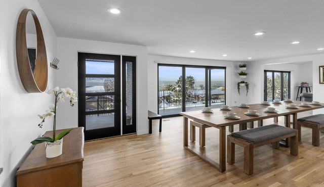 New Home & Luxury Finishes + Breathtaking Views! Huge Open Concept - Sleeps 8 in Salt Lake City