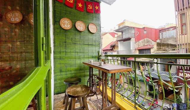 Night Market View Apartment, Inside Walking Street, Large Balcony, Max 5