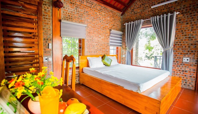 Ninh Binh Mountain View Homestay