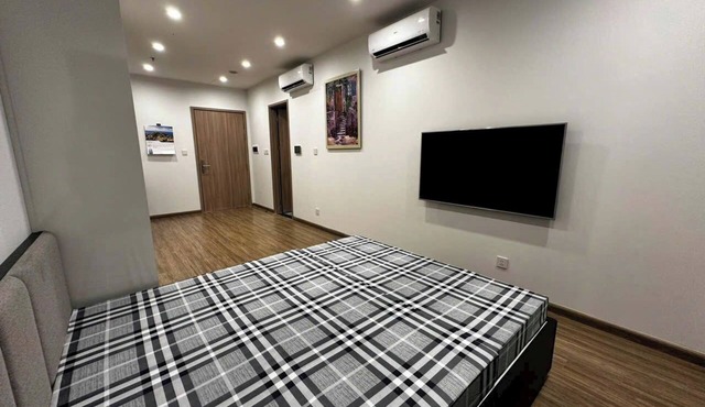 Oanh Luxstay