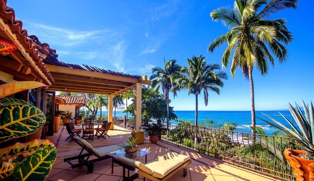 OCEAN FRONT VILLA IN AMAPAS BEACH ENJOY THE MOST BEAUTIFUL SUNSETS