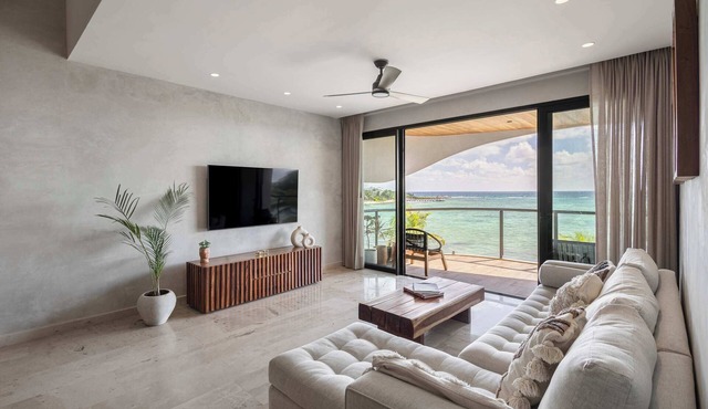 Oceanfront 3-Bed Luxury apt, kayaks Tulum in tulum