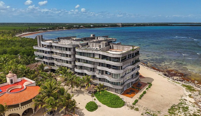 Oceanfront 3BR Luxury Maiim Tankah w/Pool & Gym in Tulum