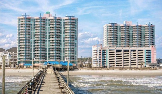 Oceanfront Escape BR w/ Spa Bath in North Myrtle Beach