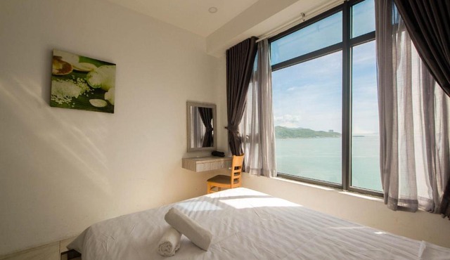 Oceanus MT Vien Trieu Thai Ha Hotel & Apartment