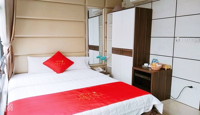 OYO 1031 Le Yen Hotel